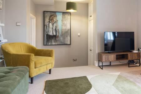 Central, Stunning 2 Bed Apartment With Parking! Cambridge  Exterior foto